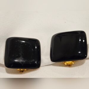 Vintage Donald Stannard Prominent Black Enamel Gold Tone Clip On Earrings